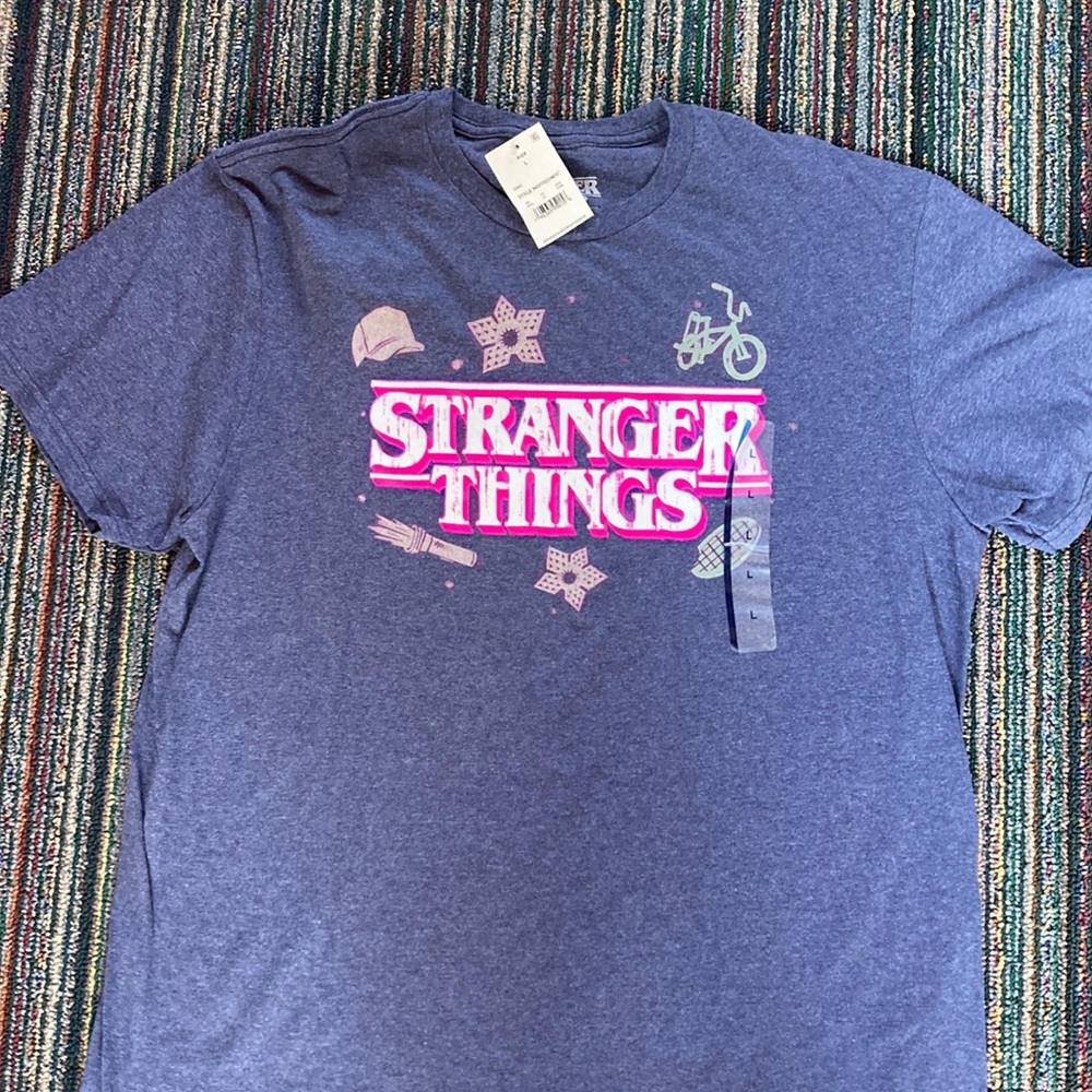 Stranger Things t-shirt T size Large